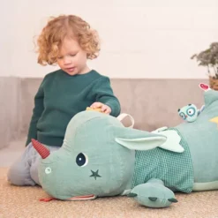 Lilliputiens Activiteitenknuffel Schattenbewaarder Joe - 110 Cm -Speelgoedwinkel lilliputiens activiteitenknuffel schattenbewaarder joe 110 cm 19