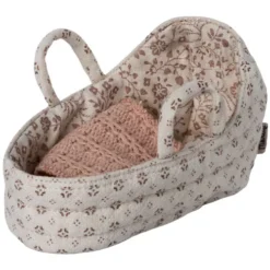 Maileg Poppenreiswieg Babymuis - 11 Cm